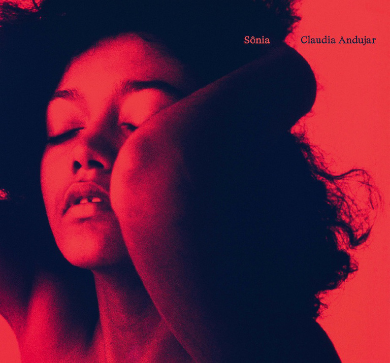 Editions Textuel -  Sônia