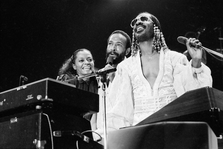 Editions Textuel -  P373, Stevie Wonder on stage with Diana Ross and Marvin Gaye at London's Wembley Arena on 7th September 1980. Courtesy of the EMI Archive Trust and Universal Music Group.jpg